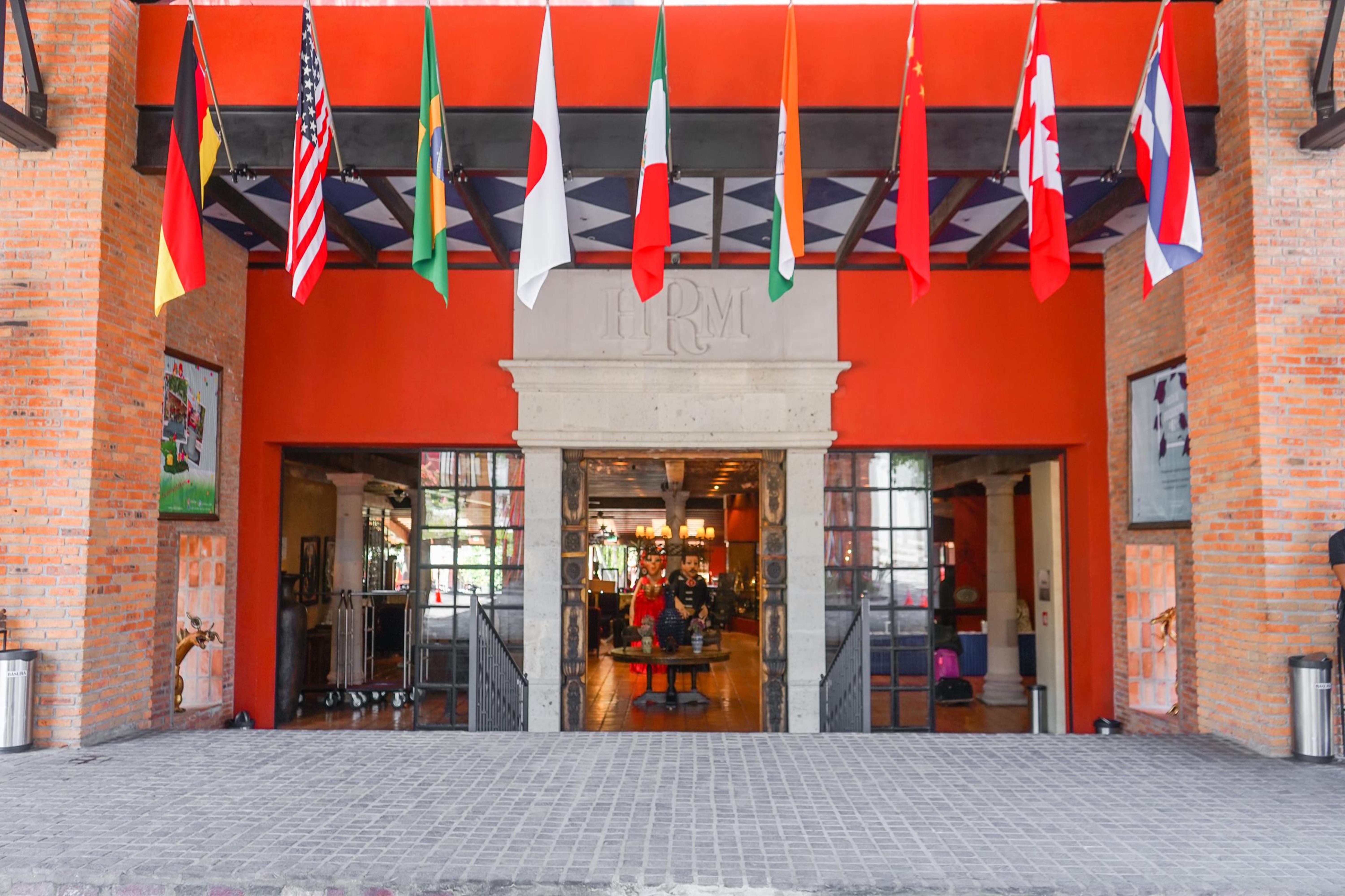 瑞尔德米纳斯酒店 圣米格尔－德阿连德 外观 照片 Entrance to the International Center