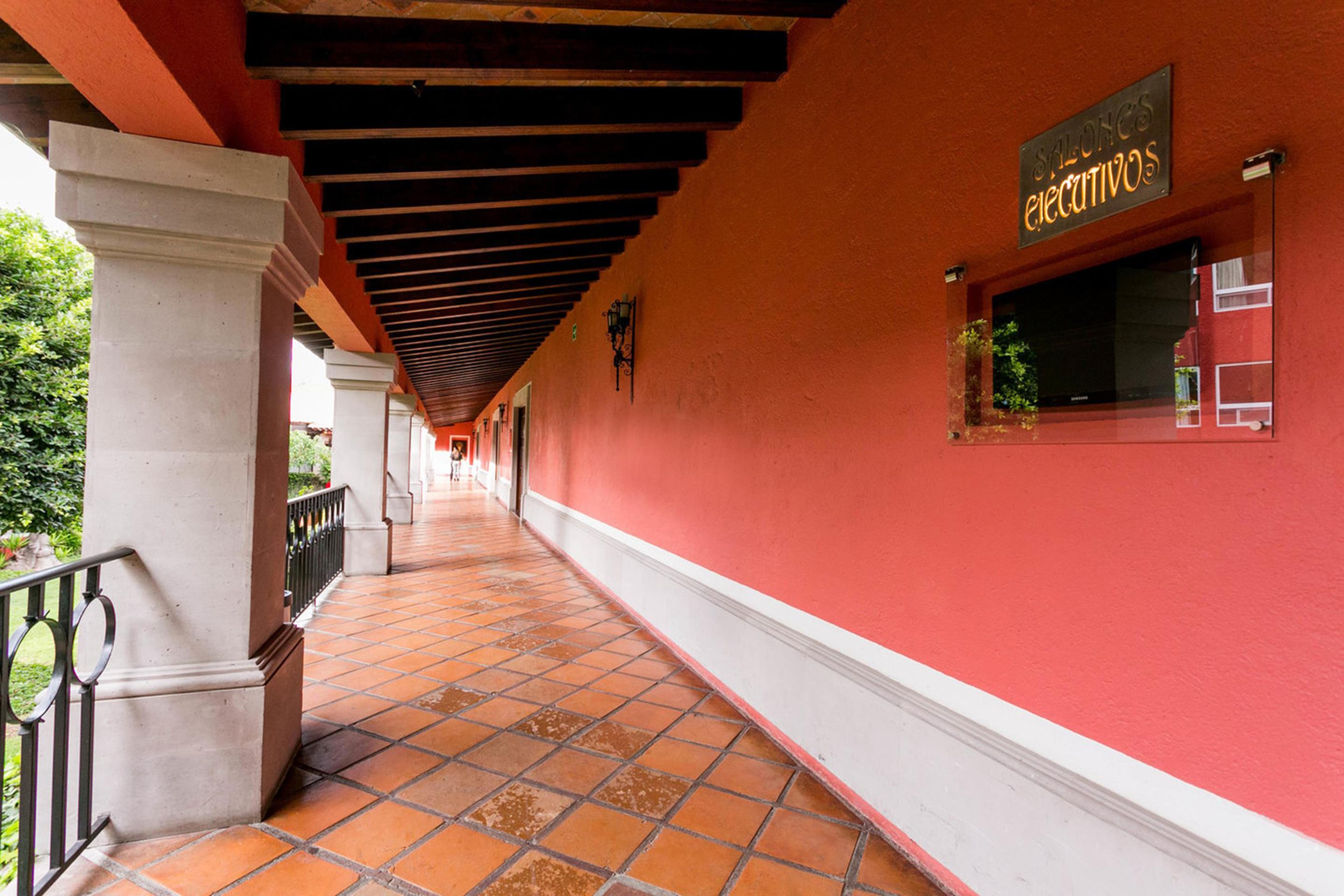 瑞尔德米纳斯酒店 圣米格尔－德阿连德 外观 照片 Corridor of the hotel