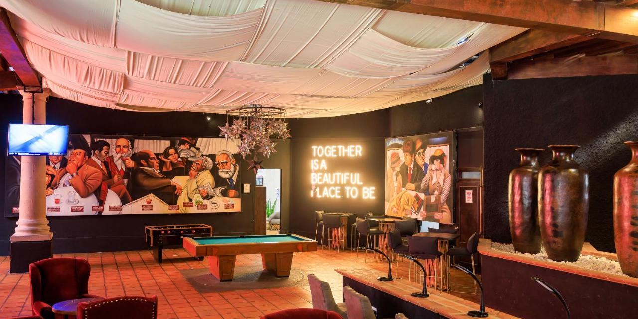 瑞尔德米纳斯酒店 圣米格尔－德阿连德 外观 照片 The interior of the 2007-2010 location of the club