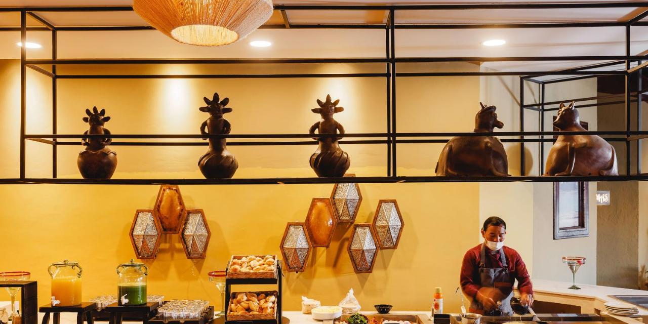 瑞尔德米纳斯酒店 圣米格尔－德阿连德 外观 照片 The interior of the restaurant